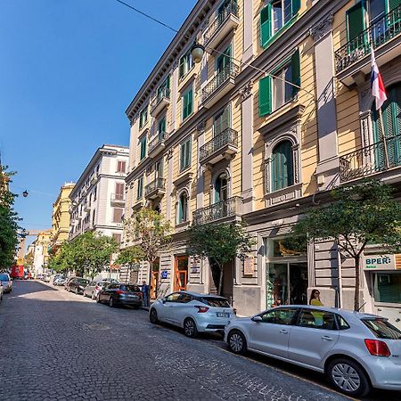 Bed and Breakfast Be Italian Flat Duomo 319 Nápoles Exterior foto