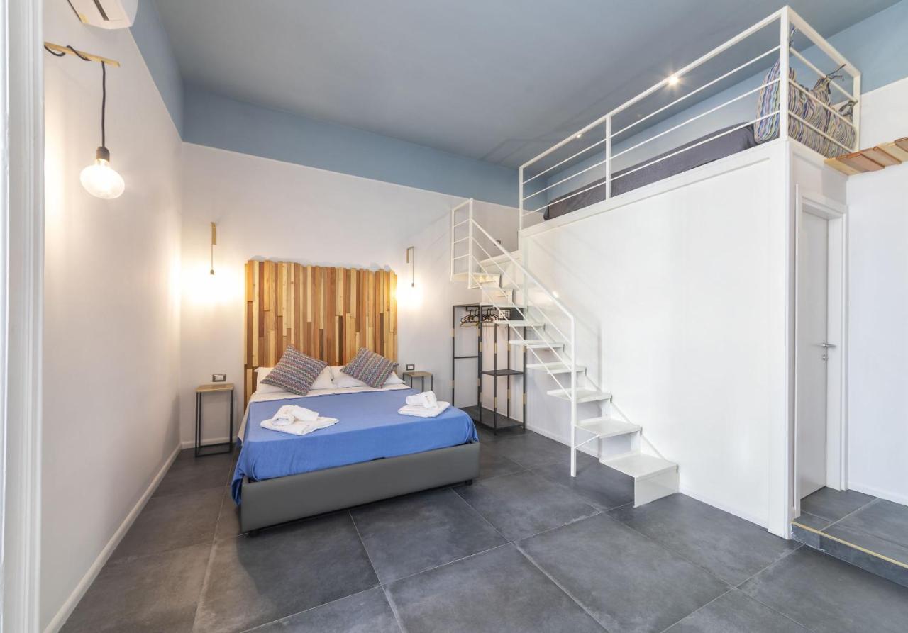 Bed and Breakfast Be Italian Flat Duomo 319 Nápoles Exterior foto
