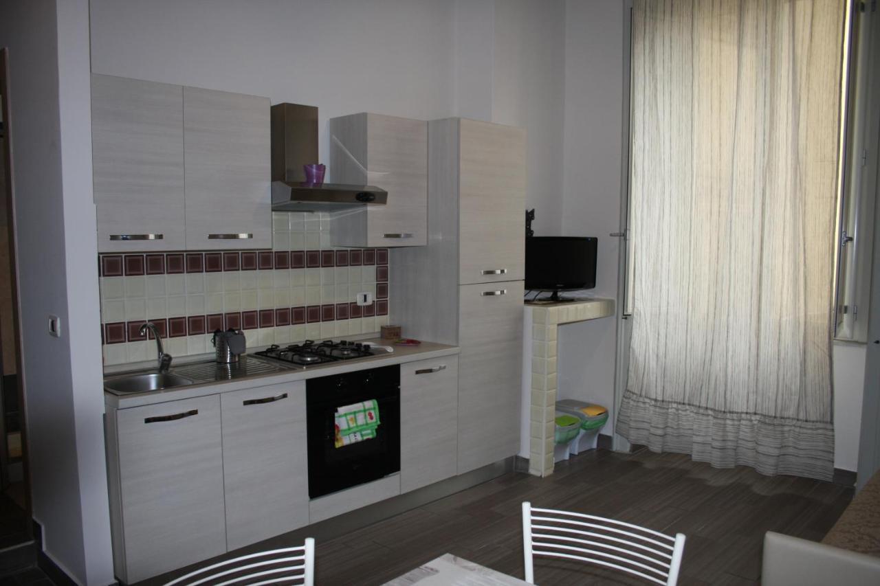 Bed and Breakfast Be Italian Flat Duomo 319 Nápoles Exterior foto